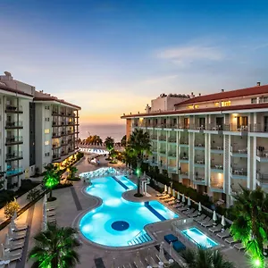 https://ramada-hotel-suites-kusadasi.aegeanhotels.net