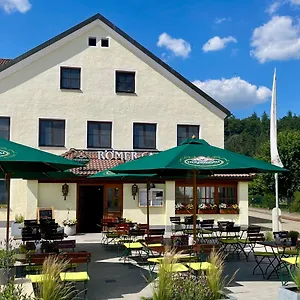 https://romercastell-wirtshaus-hotel.com-bavaria.com