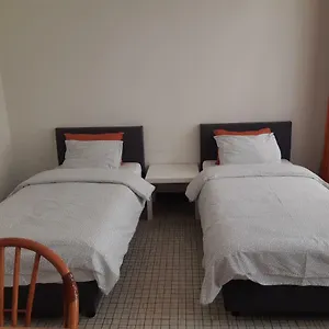 Aparthotel Rentbynight, Brussels